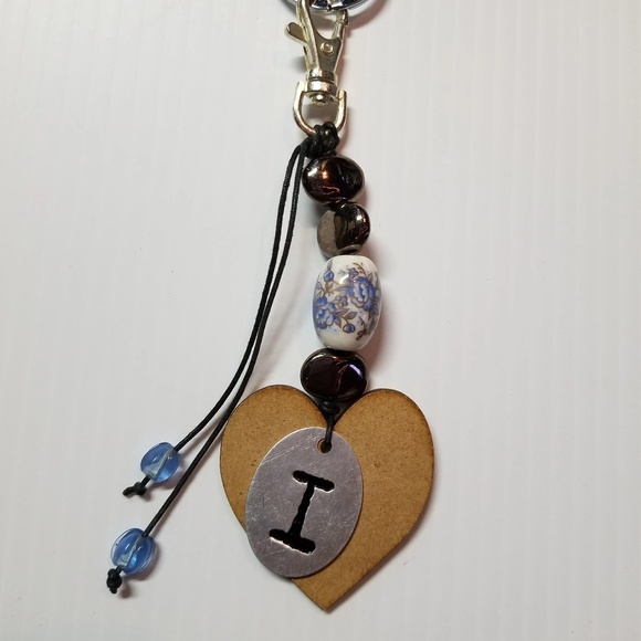 BUNDLE: Beadful Artisan Handmade Vintage Keychains/Keyrings (Multiple Styles) - Picture 5 of 7